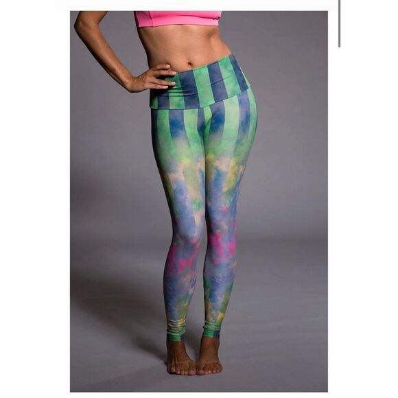Onzie hot yoga high rise Leggings - Picture 1 of 12